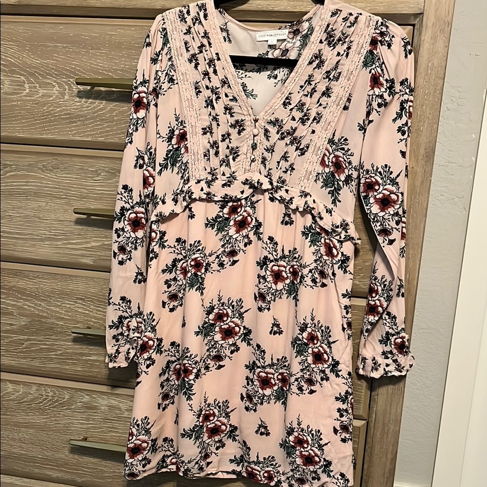 Coco + Jaimeson Pink Floral Ruffled Dress with Bishop Sleeves Size S